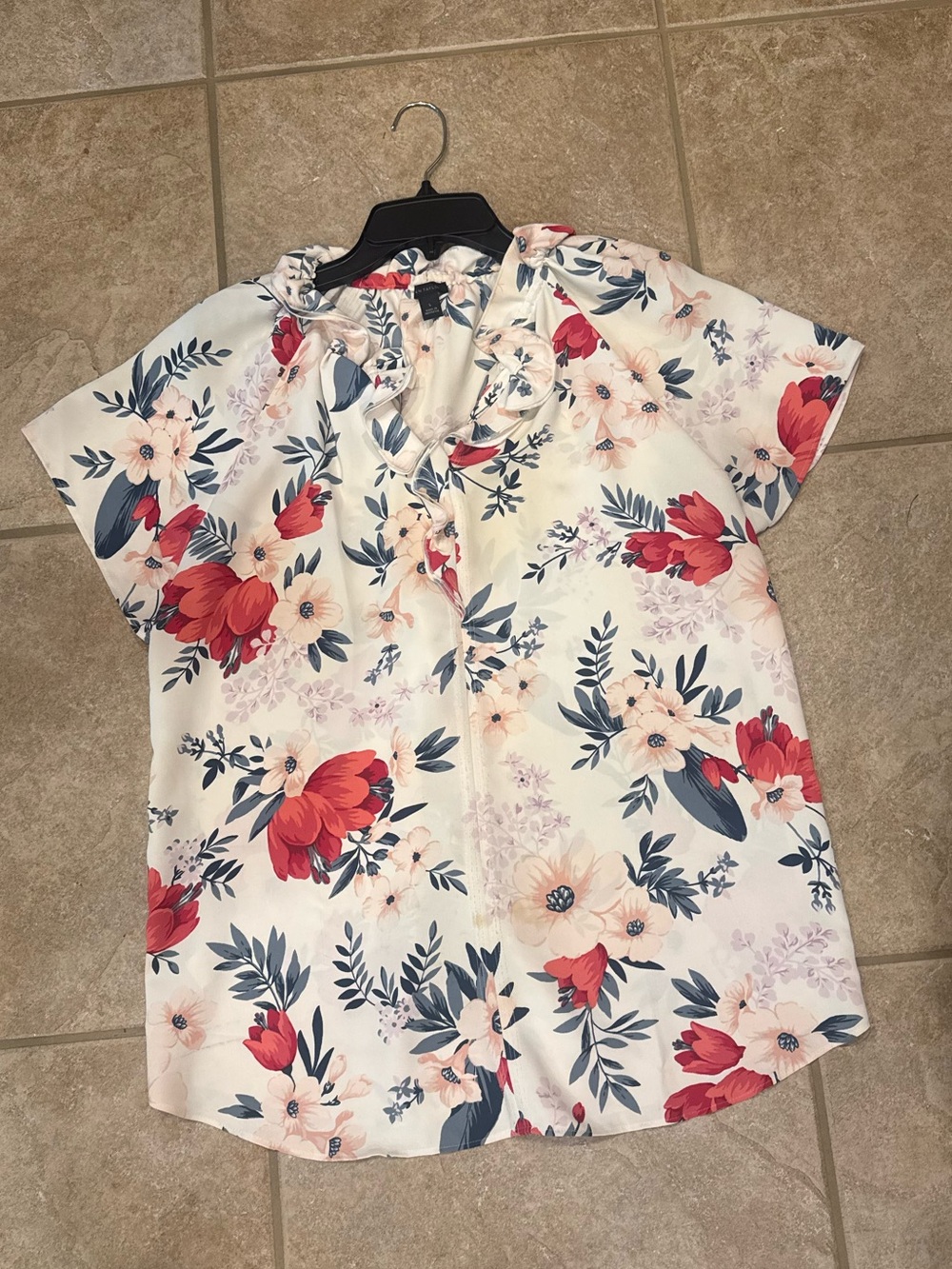 Ann Taylor Cream Floral Ruffle V-Neck Blouse with Red & Navy Flowers